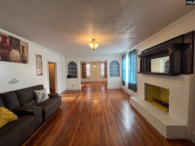 172 S Pine Street, Batesburg, SC 29006