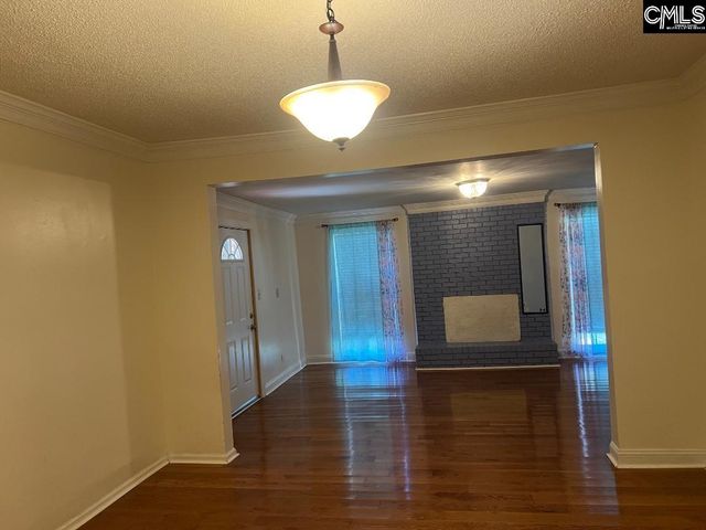 172 S Pine Street, Batesburg, SC 29006