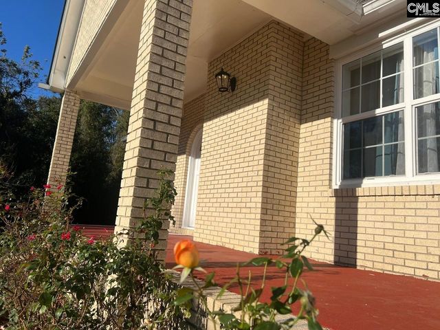 172 S Pine Street, Batesburg, SC 29006