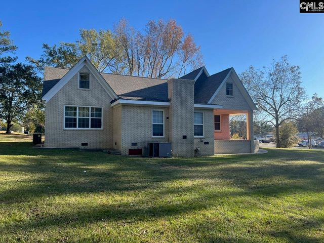 172 S Pine Street, Batesburg, SC 29006