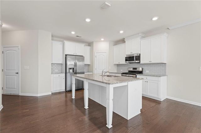 811 Mason Grove Parkway, Lawrenceville, GA 30043