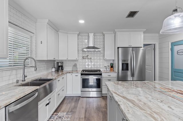 509 Pocahontas Drive, Fort Walton Beach, FL 32547