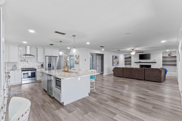 509 Pocahontas Drive, Fort Walton Beach, FL 32547