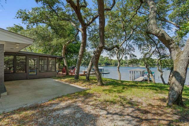 509 Pocahontas Drive, Fort Walton Beach, FL 32547