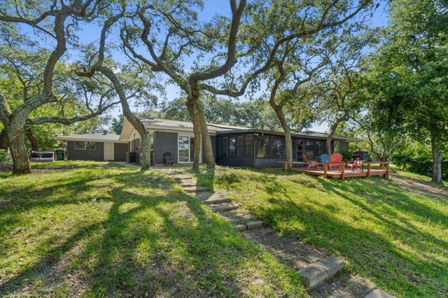 509 Pocahontas Drive, Fort Walton Beach, FL 32547