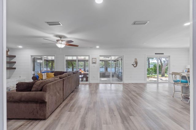 509 Pocahontas Drive, Fort Walton Beach, FL 32547