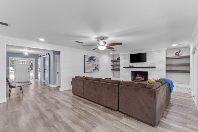 509 Pocahontas Drive, Fort Walton Beach, FL 32547