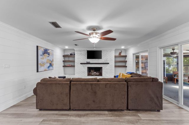 509 Pocahontas Drive, Fort Walton Beach, FL 32547