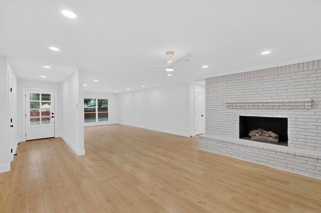 6905 Rockdale Road, Fort Worth, TX 76134