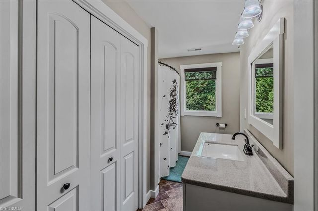 1388 Pipers Gap Road, Mount Airy, NC 27030