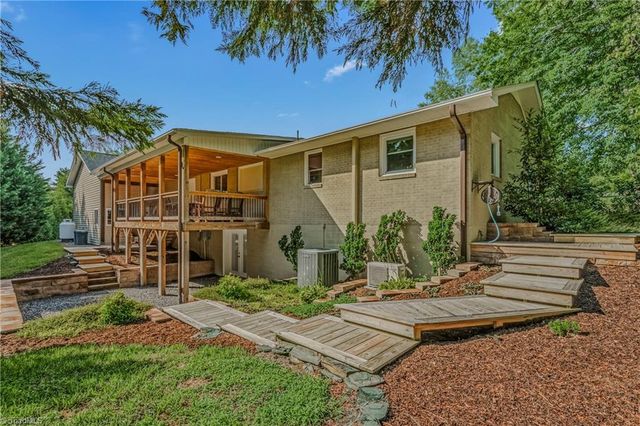 1388 Pipers Gap Road, Mount Airy, NC 27030