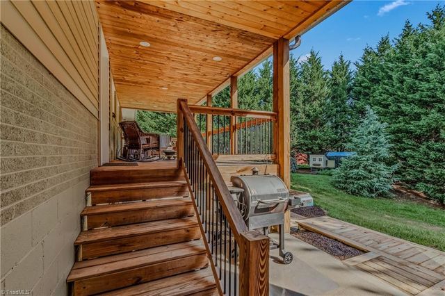 1388 Pipers Gap Road, Mount Airy, NC 27030