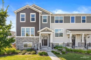 1097 Moraine Drive, South Elgin, IL 60177