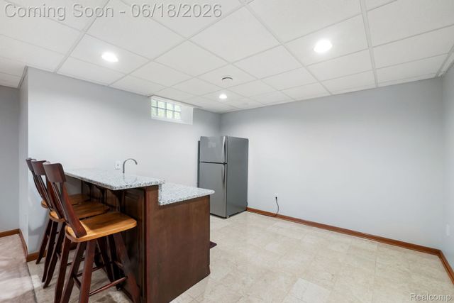 1902 Grayslake Drive, Rochester Hills, MI 48306