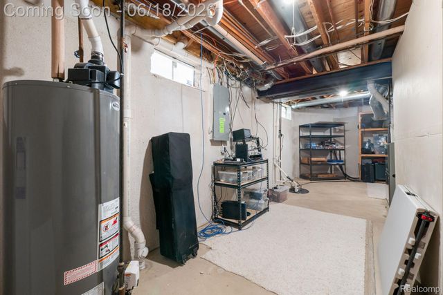 1902 Grayslake Drive, Rochester Hills, MI 48306