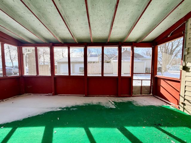 114 S Thompson Avenue, Rushmore, MN 56168