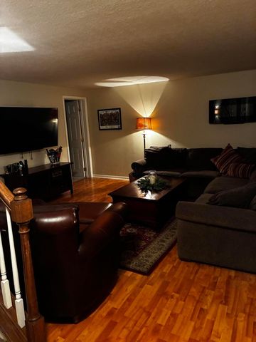 333 Sycamore Ridge Way, Gahanna, OH 43230