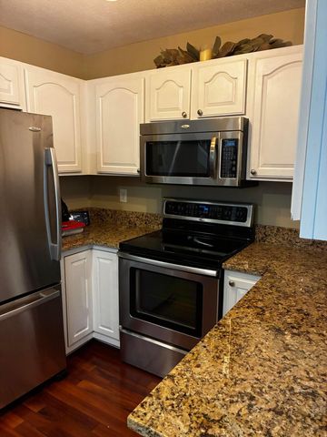 333 Sycamore Ridge Way, Gahanna, OH 43230