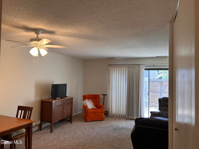 26 Point Of Woods Drive, Albany, NY 12203