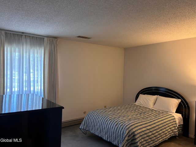 26 Point Of Woods Drive, Albany, NY 12203