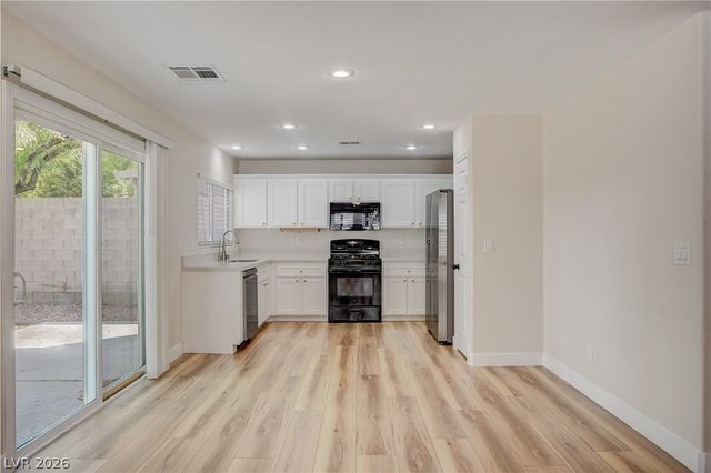 1134 Cathedral Ridge Street, Henderson, NV 89052