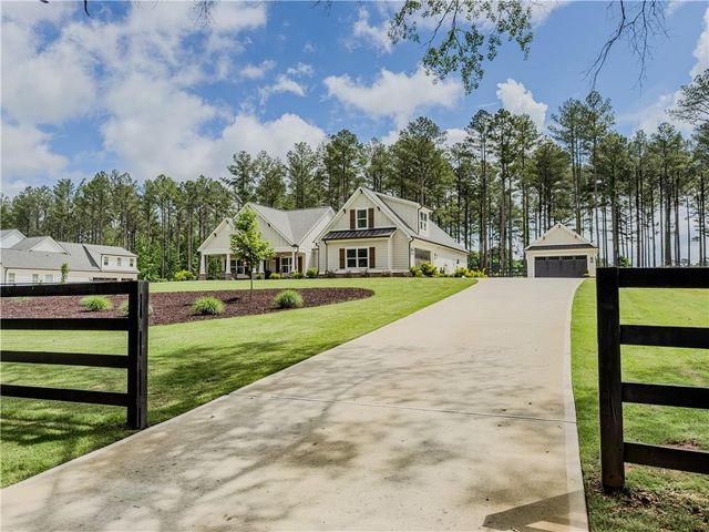 1396 Bearden Road, Good Hope, GA 30641