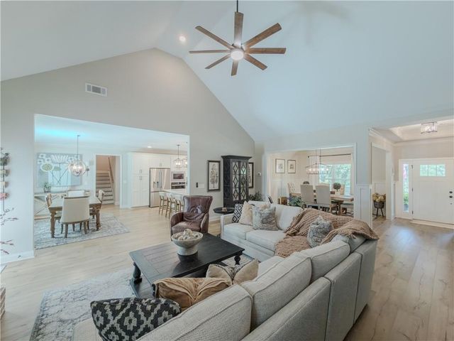 1396 Bearden Road, Good Hope, GA 30641