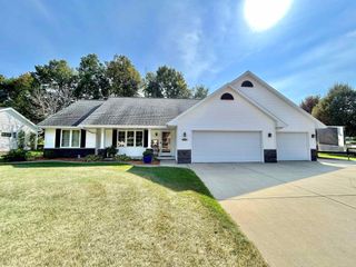 3669 COPPER OAK CIRCLE, Howard, WI 54313