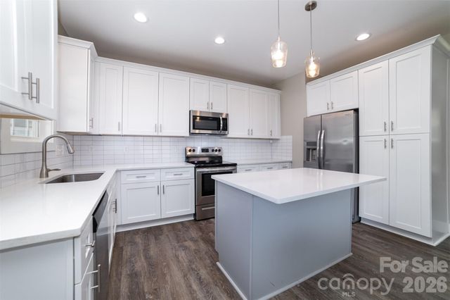 1003 Hunter Valley Road, Shelby, NC 28150