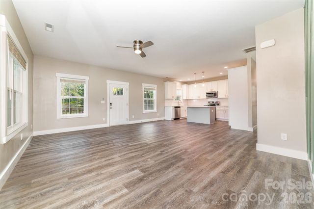 1003 Hunter Valley Road, Shelby, NC 28150