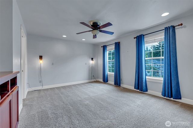 7796 Beardsley Avenue, Gig Harbor, WA 98335