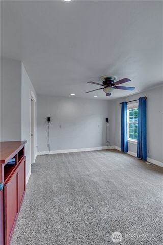 7796 Beardsley Avenue, Gig Harbor, WA 98335