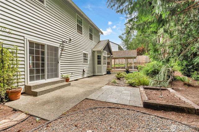 7796 Beardsley Avenue, Gig Harbor, WA 98335