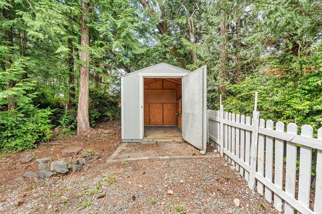 7796 Beardsley Avenue, Gig Harbor, WA 98335
