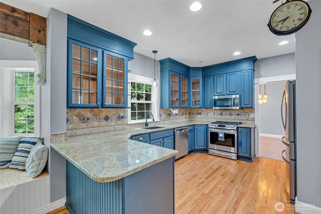 7796 Beardsley Avenue, Gig Harbor, WA 98335