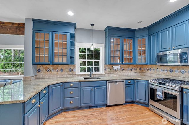 7796 Beardsley Avenue, Gig Harbor, WA 98335