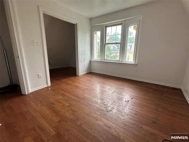 348 13th Avenue, Newark, NJ 07103