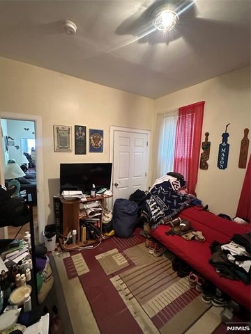 348 13th Avenue, Newark, NJ 07103