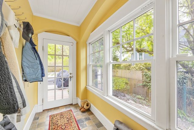110 Anawan Ave, Boston, MA 02132