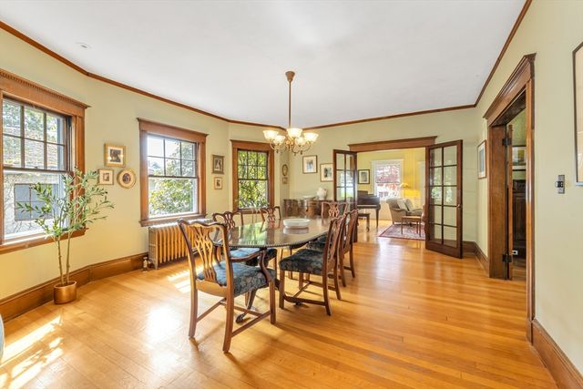 110 Anawan Ave, Boston, MA 02132