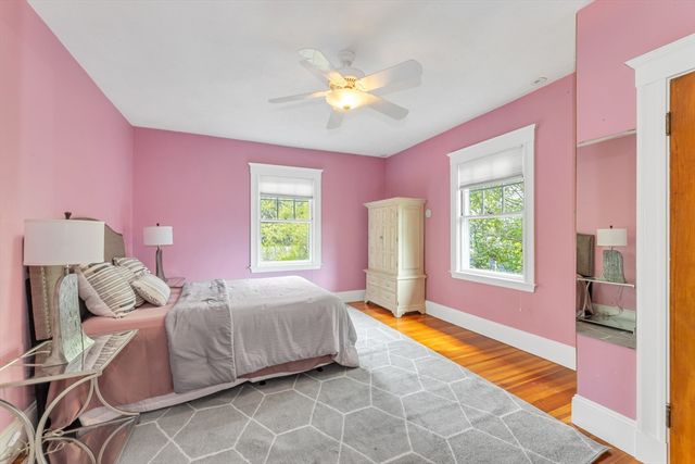 110 Anawan Ave, Boston, MA 02132