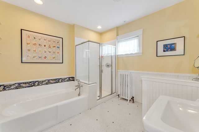 110 Anawan Ave, Boston, MA 02132