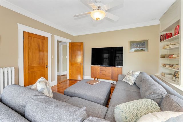 110 Anawan Ave, Boston, MA 02132