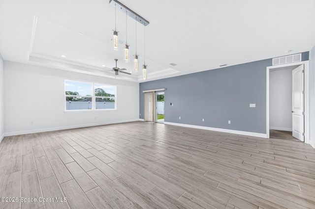 1068 Corbin Circle SW, Palm Bay, FL 32908
