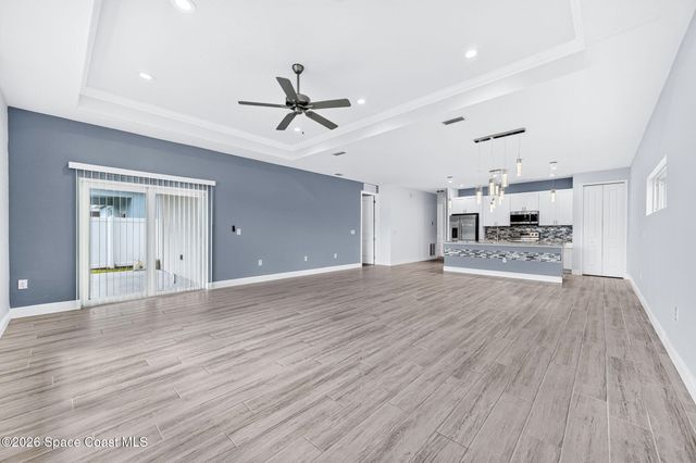 1068 Corbin Circle SW, Palm Bay, FL 32908