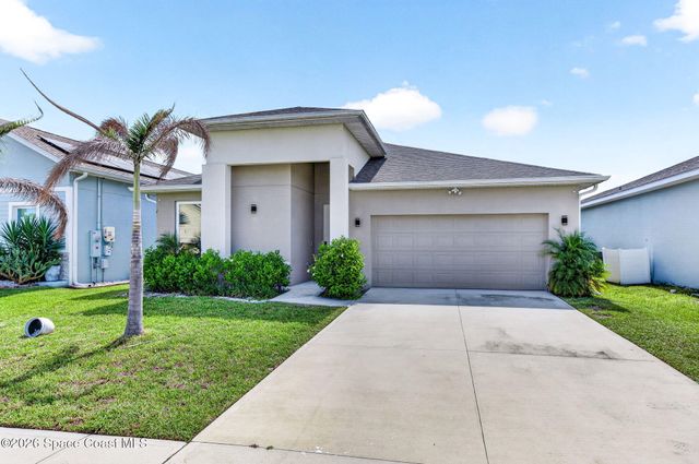 1068 Corbin Circle SW, Palm Bay, FL 32908