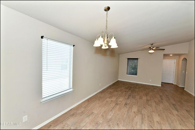 916 Villa Seca Drive, Horizon City, TX 79928
