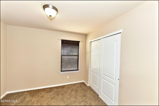 916 Villa Seca Drive, Horizon City, TX 79928