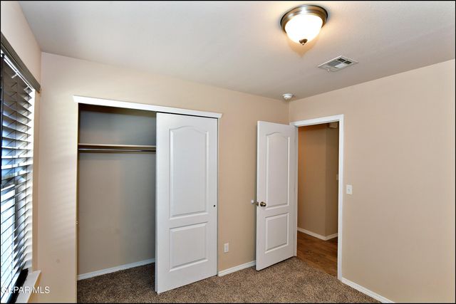 916 Villa Seca Drive, Horizon City, TX 79928