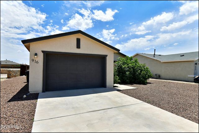 916 Villa Seca Drive, Horizon City, TX 79928